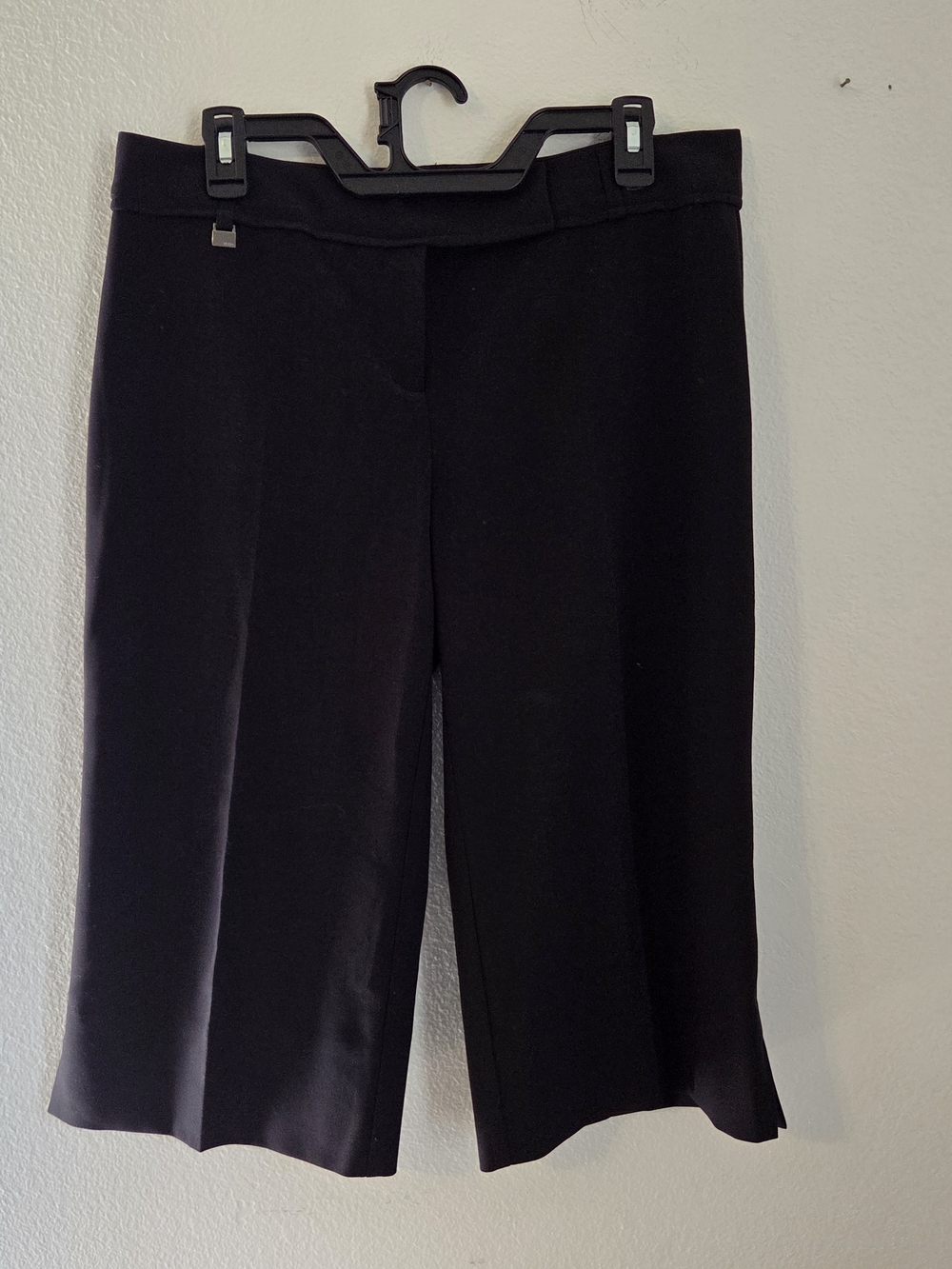 BCBGMAXAZRIA Black Cropped Wide Leg Trousers Culottes 19" Inseam Size 10
